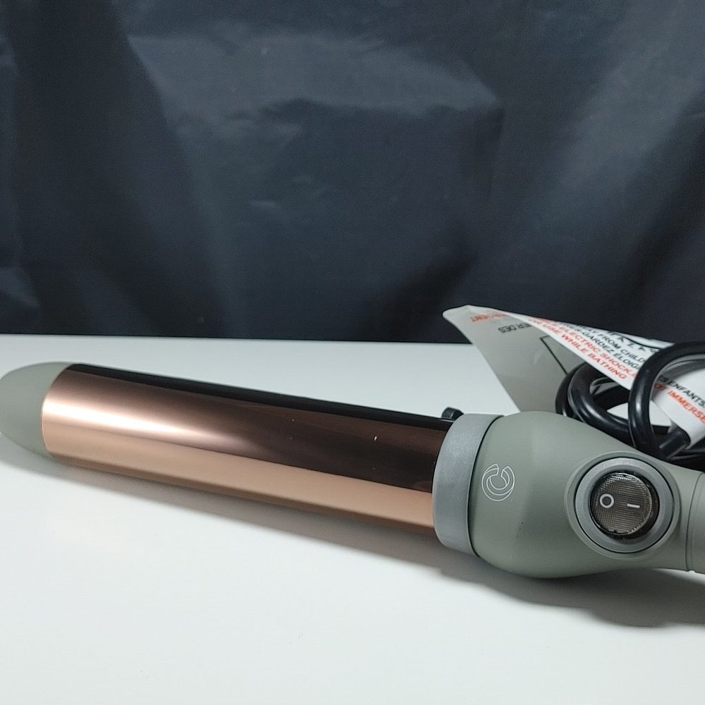 Complex Culture Titanium Curling Wand 1.25" Barrel For Relaxed Beach Waves